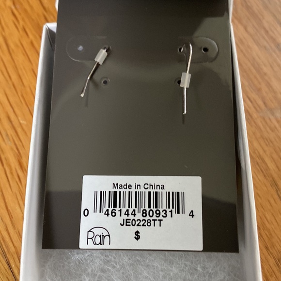 Silver Oval Drop Earrings - Picture 2 of 4